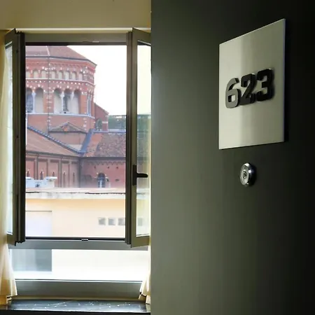 Hotel Monopole Milan